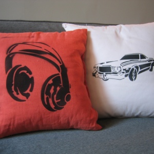 s1_pillows