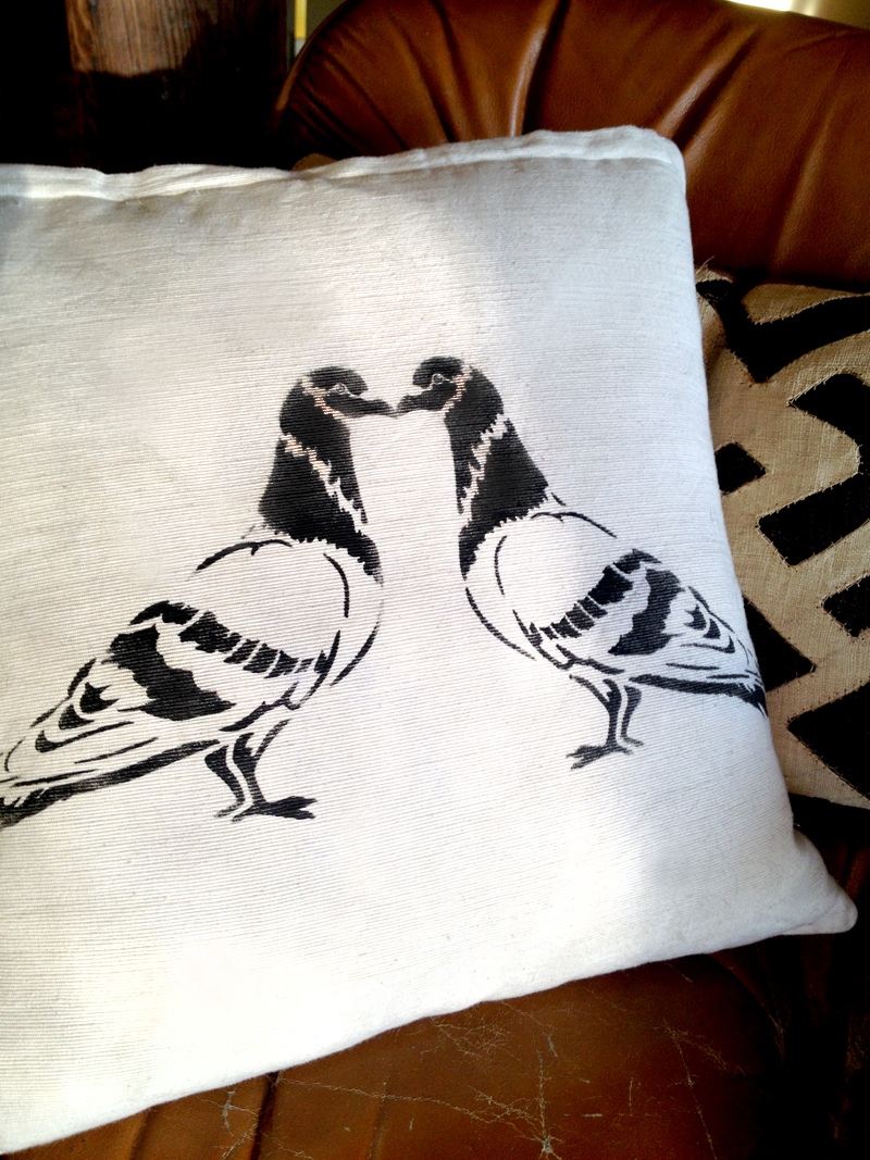 Pigeon Stencil - Small (5.75"x6") - Image 4