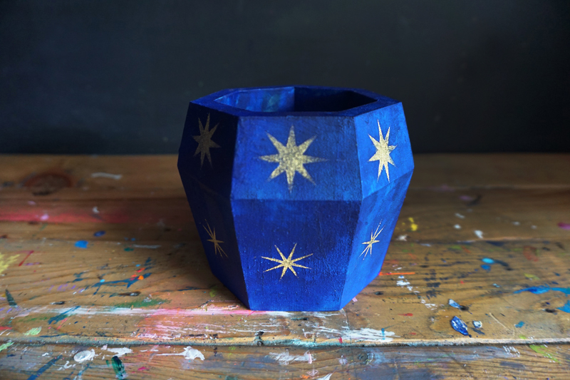 Stenciled_blue_contaner_Stencil1_012