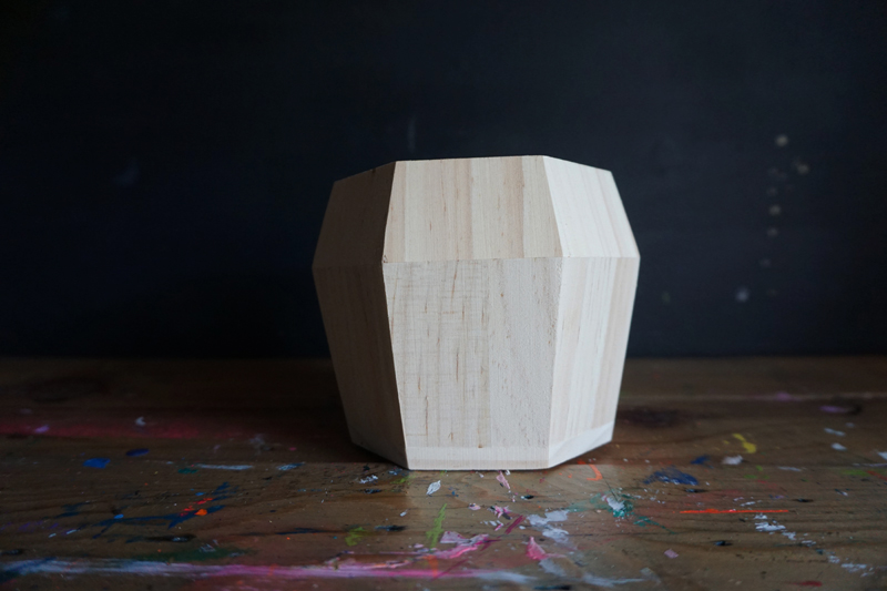 Stenciled_blue_contaner_Stencil1_02