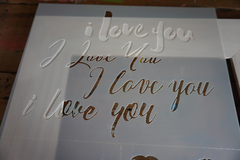 Stenciled_frame_iloveyou_Stencil1_06