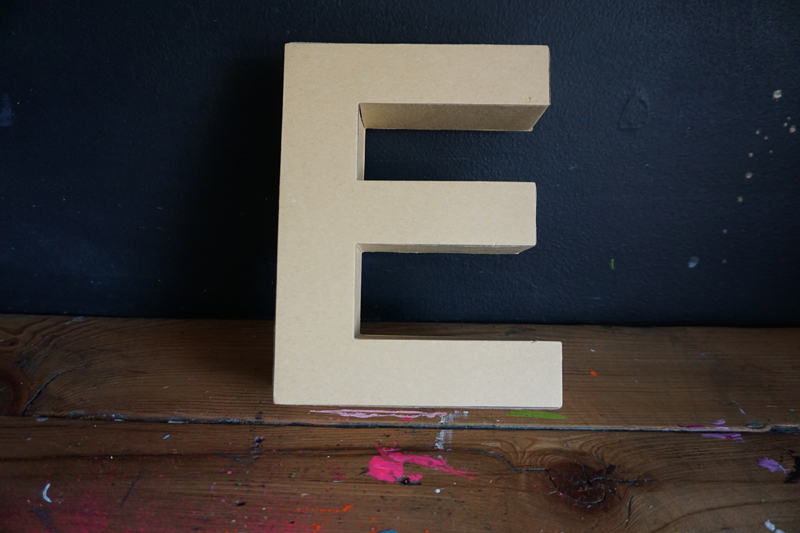 Stenciled_letters_Stencil1_02