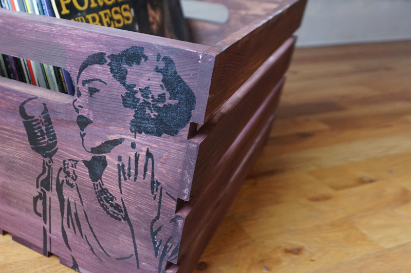 Stenciled_record_crate_Stencil1_04