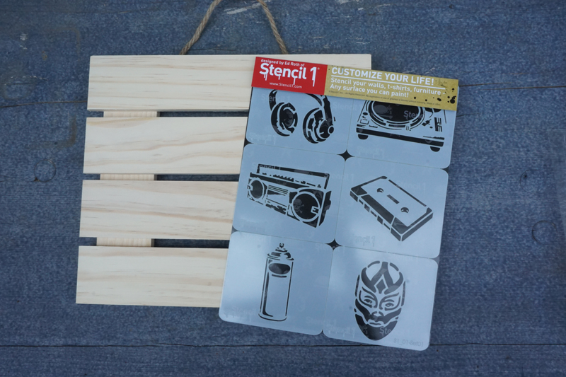 Custom_sign_kidsroom_stencil1_03