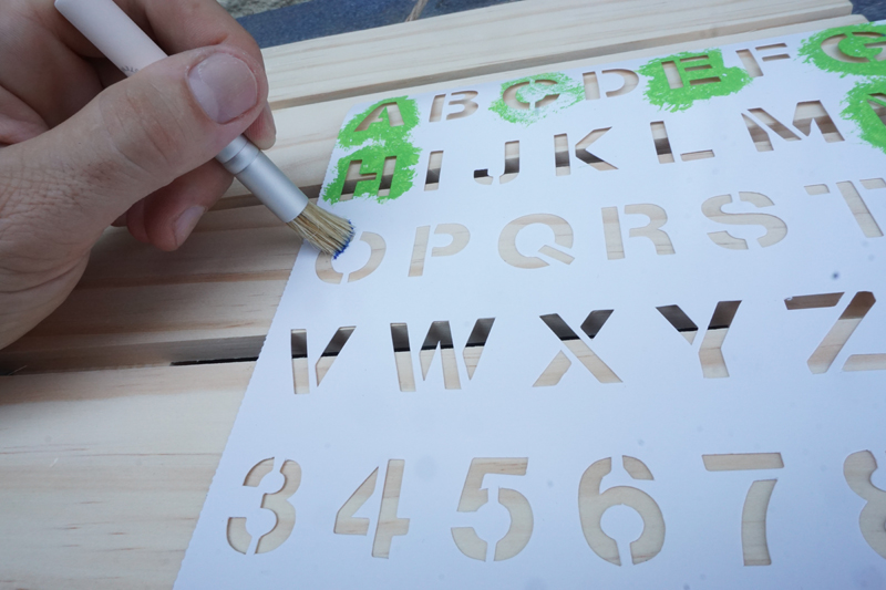 Custom_sign_kidsroom_stencil1_04