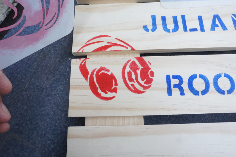 Custom_sign_kidsroom_stencil1_09
