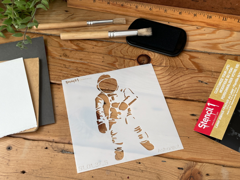 Astronaut Stencil (8.5"x11") - Image 5