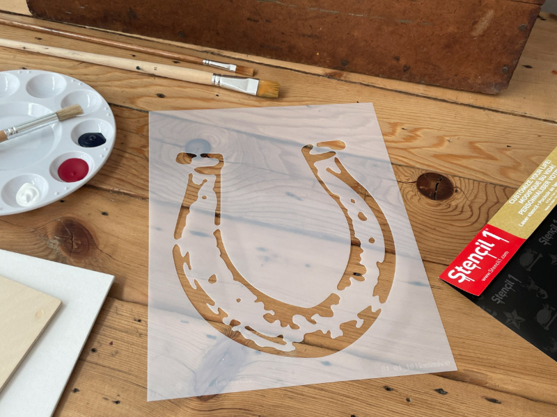Horse Shoe Stencil (8.5"x11") - Image 5