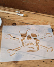 JOLLY_ROGER_WITH_EYEPATCH_S1_01_128_LS