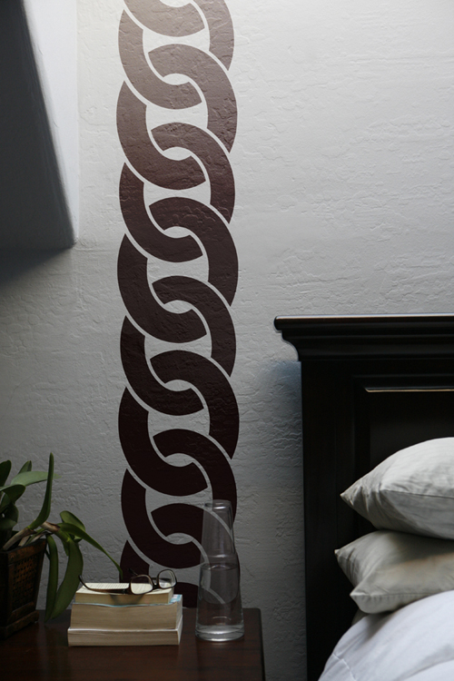 Bold Chain Repeat Pattern Stencil stenciled wall