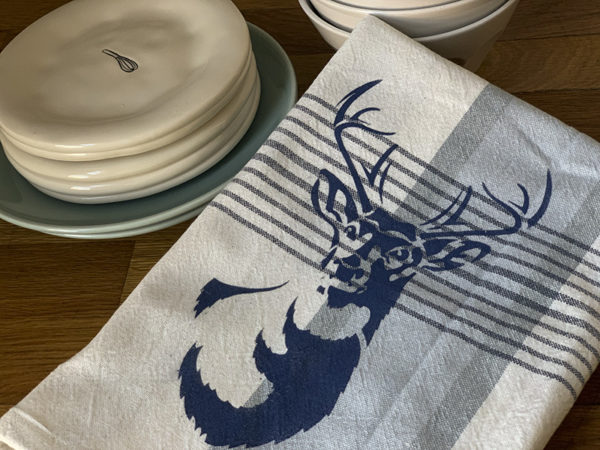Learn How To Stencil an Antlered Deer stencil on a Dish Towel | Stencil 1