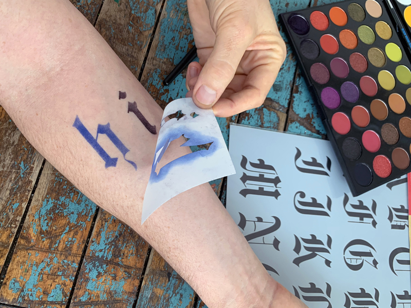 How to Stencil Skin Stencil 1