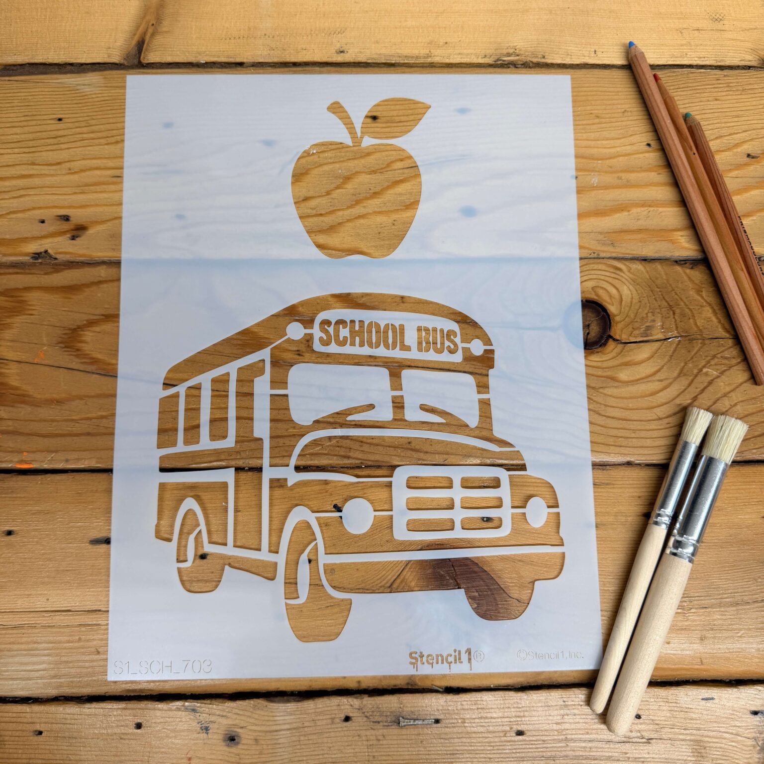 School Bus Apple Stencil (8.5″ x 11″) | Stencil 1